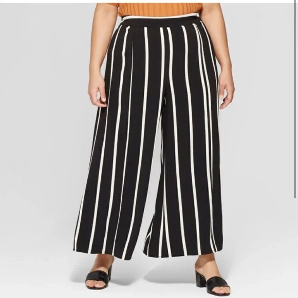 Who What Wear Striped Wide Leg pants NWT